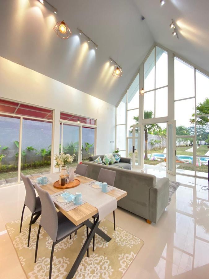 Karabineri Private Pool Jogja Villa Ngaglik Екстер'єр фото
